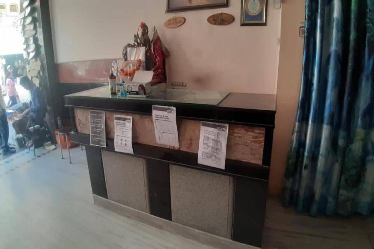 OYO 81211 Hotel Janta Katra (Jammu and Kashmir) Buitenkant foto