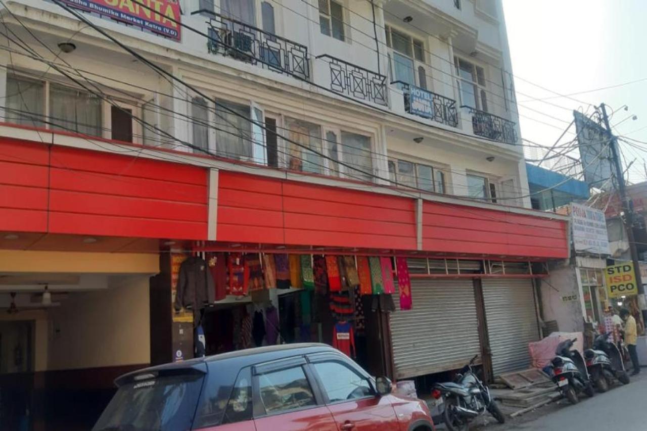 OYO 81211 Hotel Janta Katra (Jammu and Kashmir) Buitenkant foto